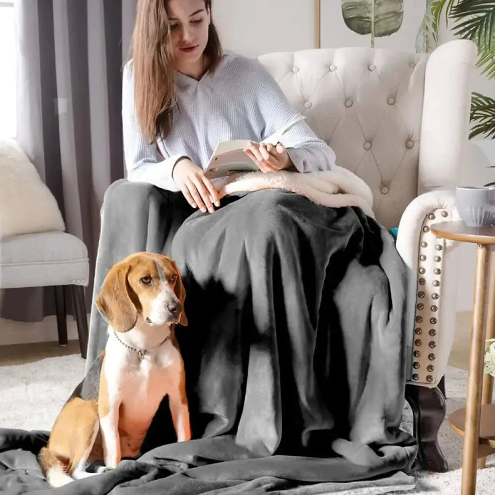 Autumn Winter Fleece Waterproof Pet Bed Mat Cover for Small, Medium, and Big Dog