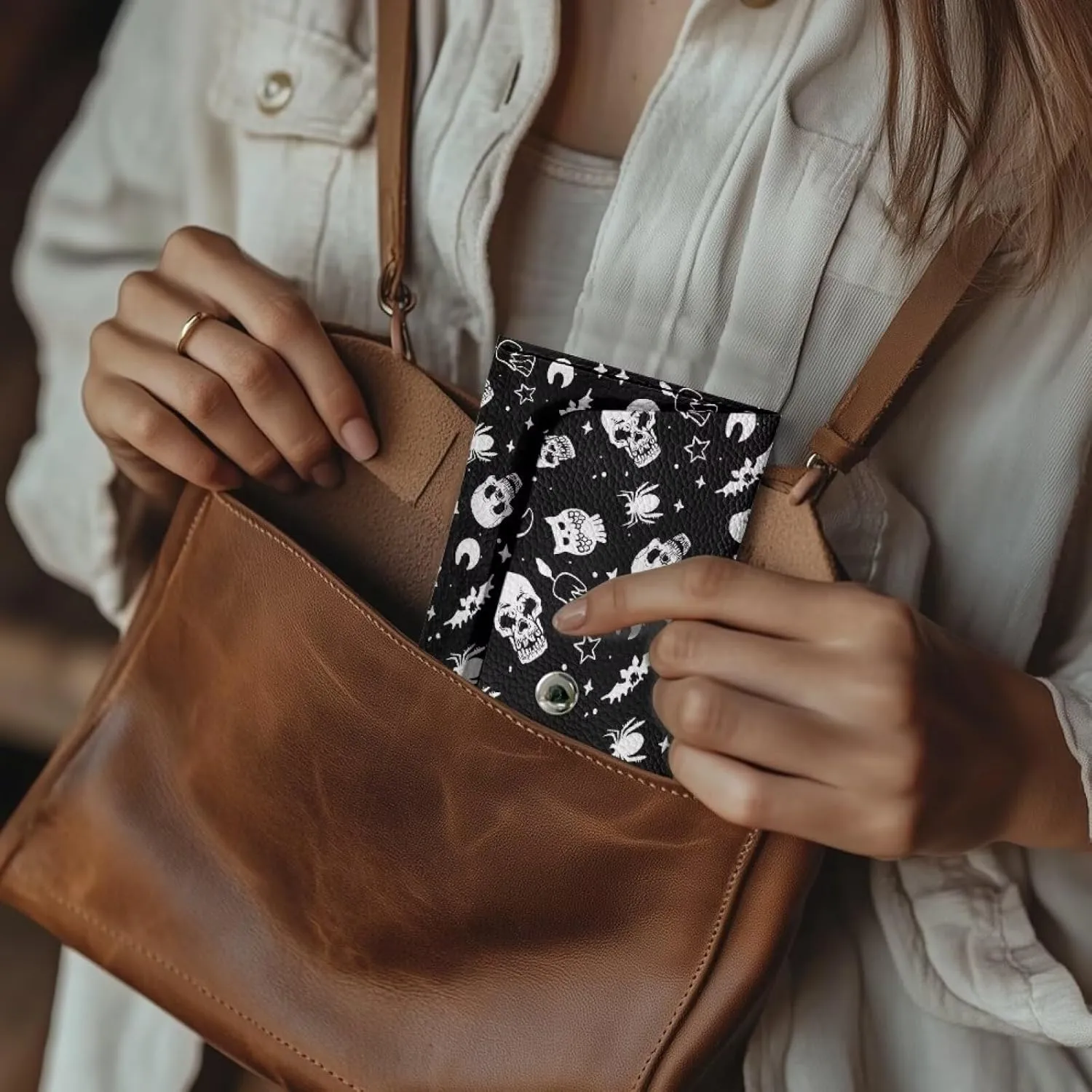 Black Skull Graphic Wallet for Women Portable Travel Work Leather Clutch Bags Lightweight Ladies Slim Card Holder Cash Purses with Button for Everyday Outdoor Use