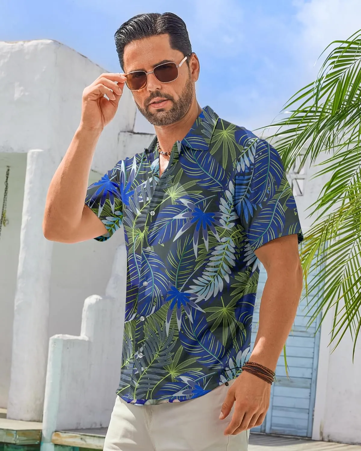 BOJIN Men's Hawaiian Wrinkle Free Short Sleeve Button Down Tropical Floral Beach Vacation Shirt
