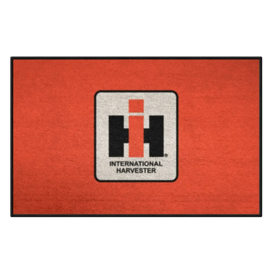 IH Red Carpet Floor Mat