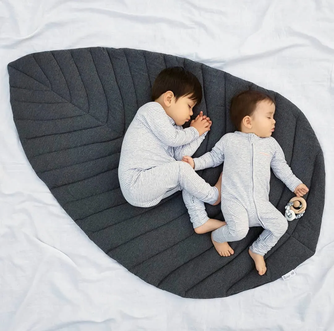 Leaf Cotton Playmat - Grey