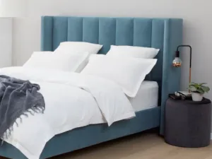 Memphis Bedhead with wings