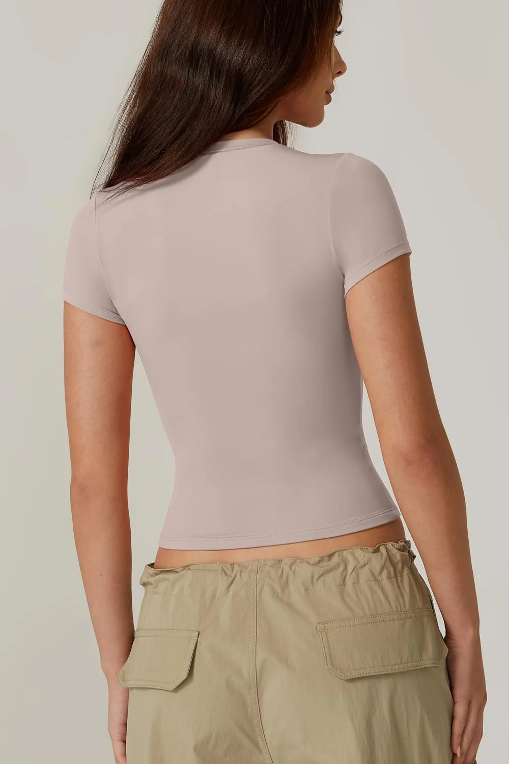 QINSEN Women's Crew Neck Short Sleeve Double-Layer Tops Basic Slim Fit Going Out T Shirt