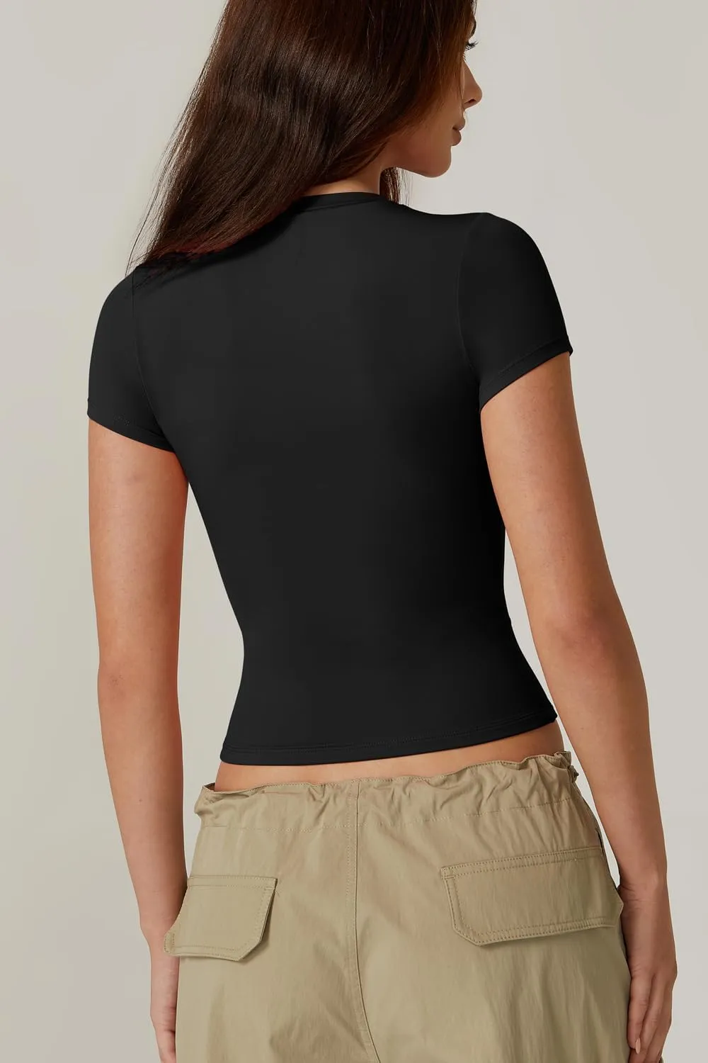 QINSEN Women's Crew Neck Short Sleeve Double-Layer Tops Basic Slim Fit Going Out T Shirt
