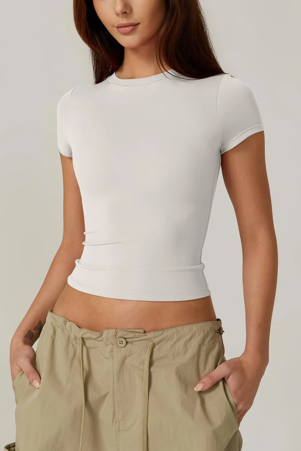 QINSEN Women's Crew Neck Short Sleeve Double-Layer Tops Basic Slim Fit Going Out T Shirt