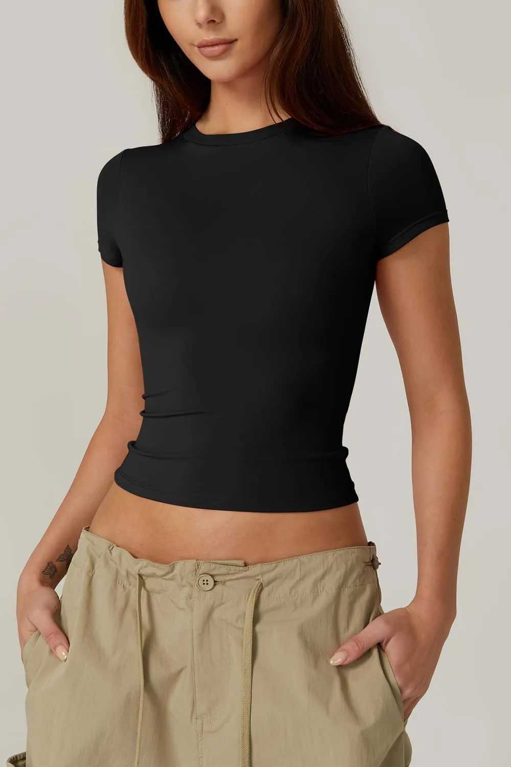 QINSEN Women's Crew Neck Short Sleeve Double-Layer Tops Basic Slim Fit Going Out T Shirt