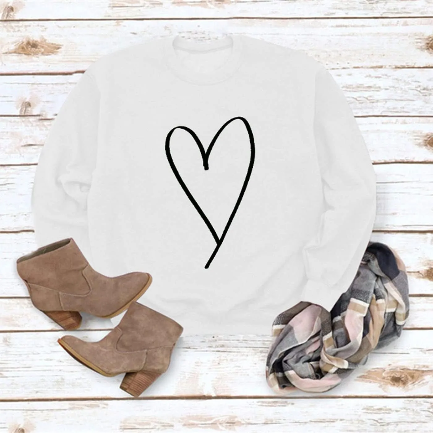 Valentines Crewneck Pullover Shirts Women Long Sleeve Love Heart Sweatshirts Graphic Lover Gift