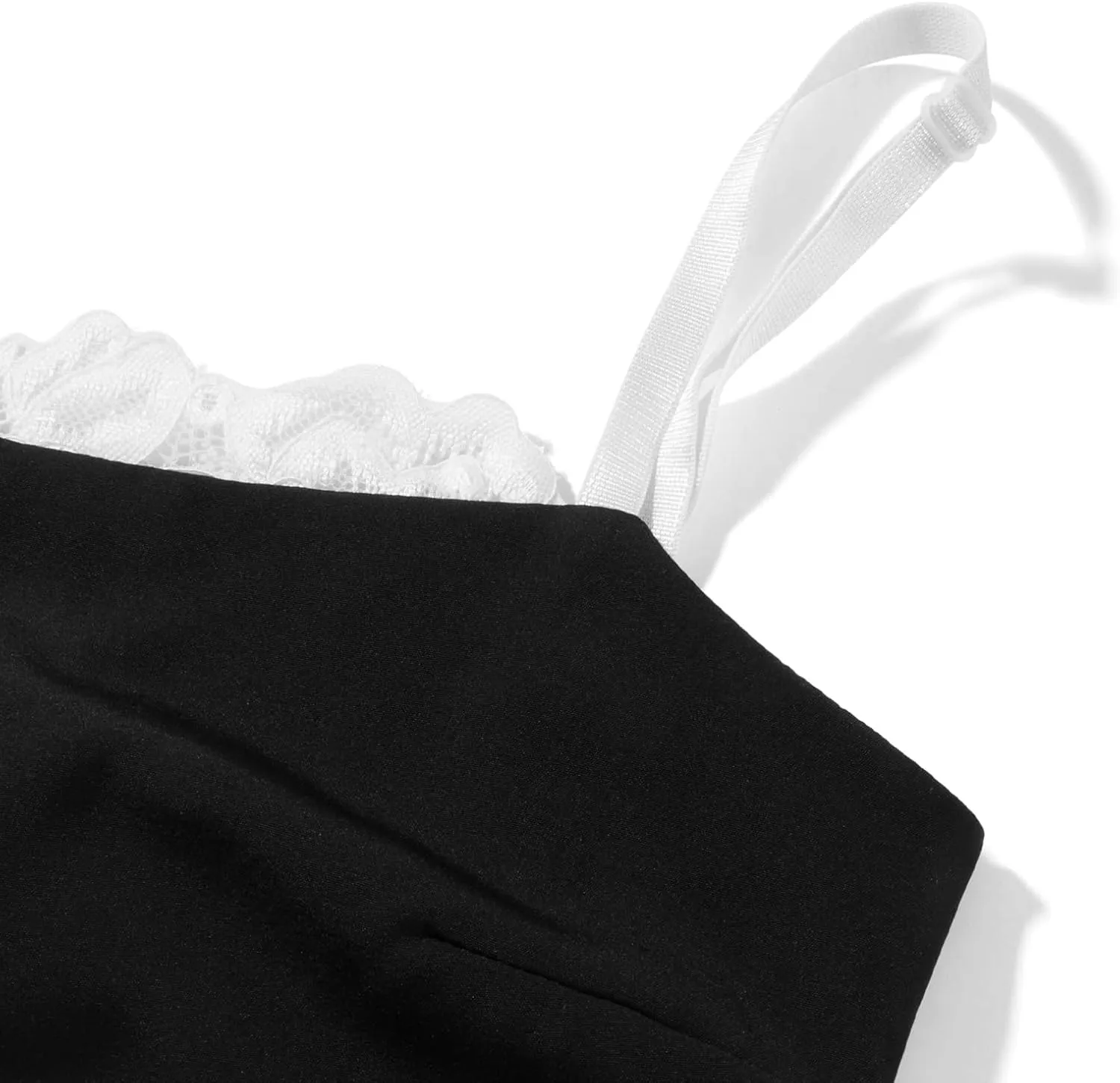 Women Black Low-Cut Lace Cami Tops Sexy Spaghetti Strap Crop Tank Tops Summer Camisole for Teen Girl Streetwear